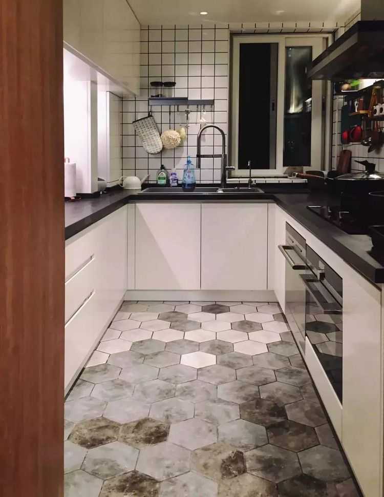 如何选择客厅装饰画